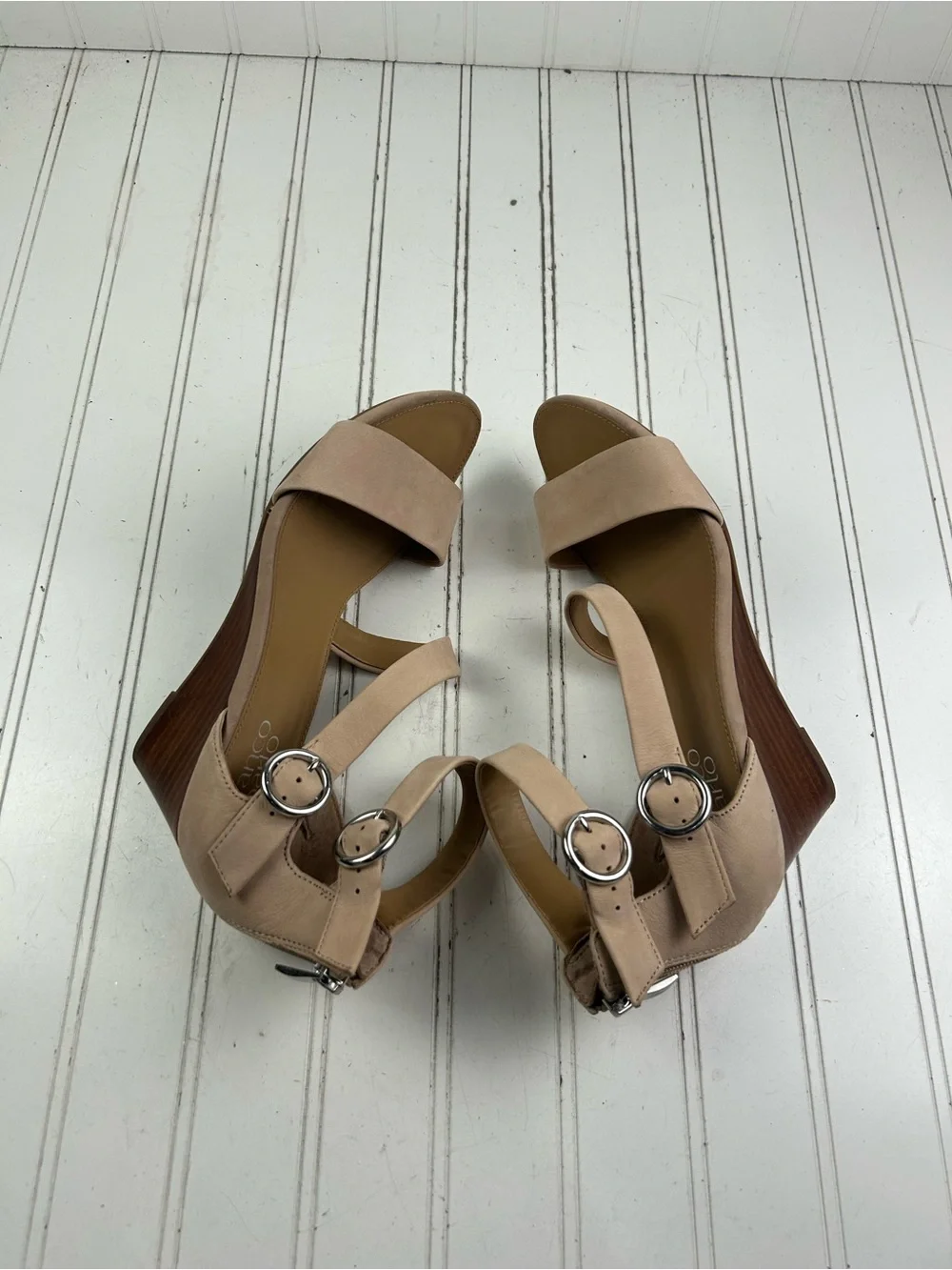 Franco Sarto Vintage Derek Bone Nude Suede Wedge Slip On Sandals Women’s Size 8M